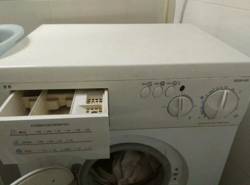 美菱洗衣机有霉味怎么处理