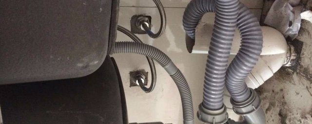 厨房下水道s拐弯堵了