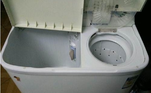 三洋洗衣机甩干桶常见故障解决方法【详述】