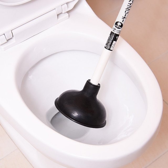 马桶搋子正确用法 使用皮搋子需要注意哪些方面？