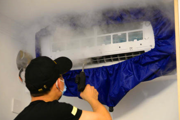 空调制热外机流水是怎么回事,武汉空调上门维修