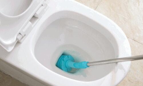 肥皂掉进厕所堵住了怎么办?试试这几个疏通办法