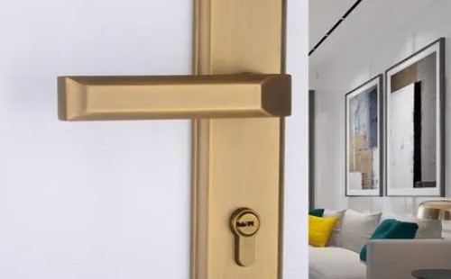 卧室门锁怎么换锁芯？怎么选择门锁？