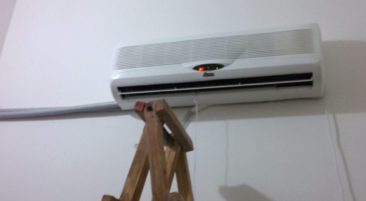 空调低频噪音怎么处理
