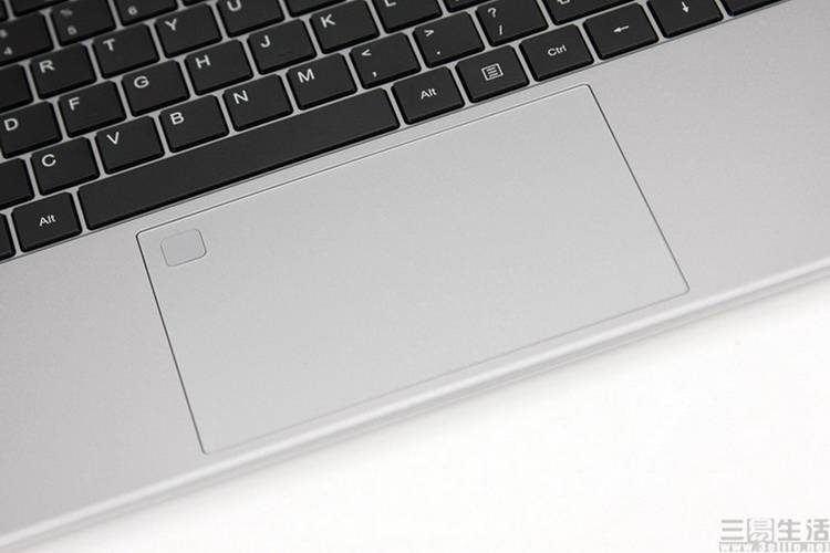 轻薄高能新选择:攀升MaxBook P2笔记本评测