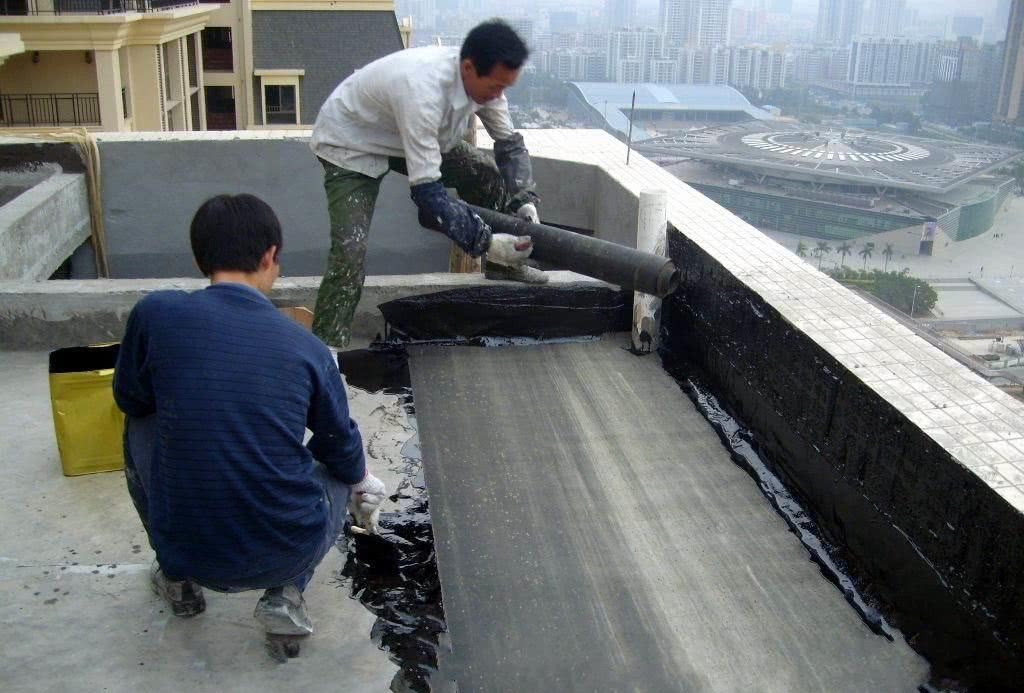 平屋顶防水材料这样用，安安心心住顶层房，从不漏水